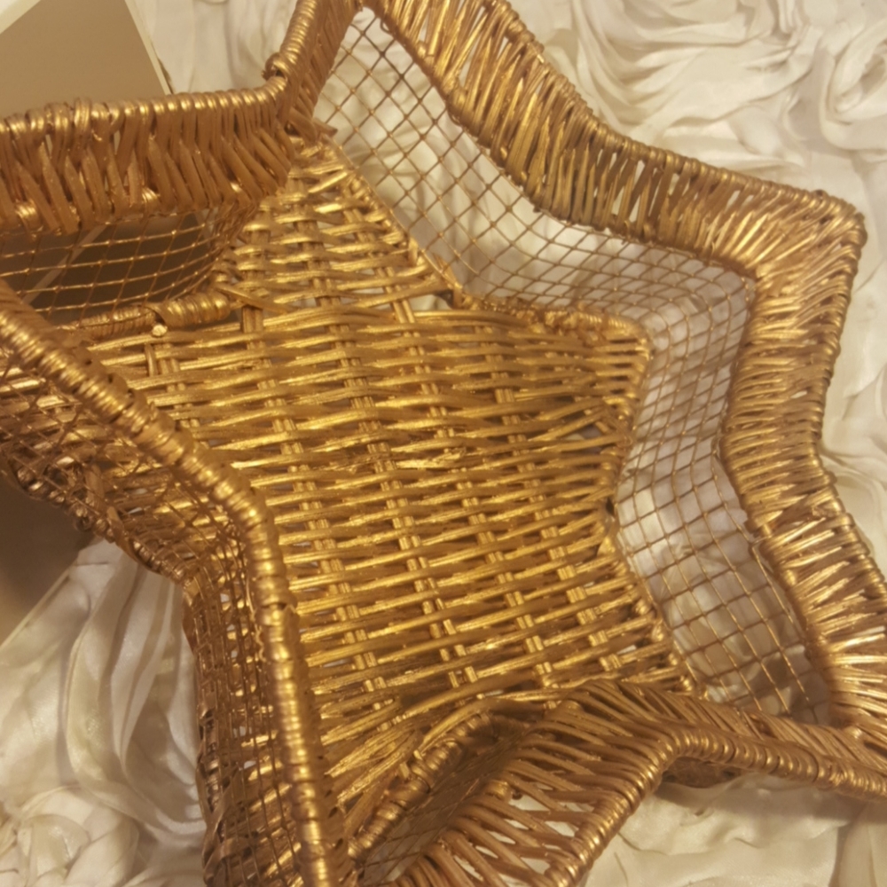 Wicker Basket Star Shape - Home Decor. - Picture 10 of 11
